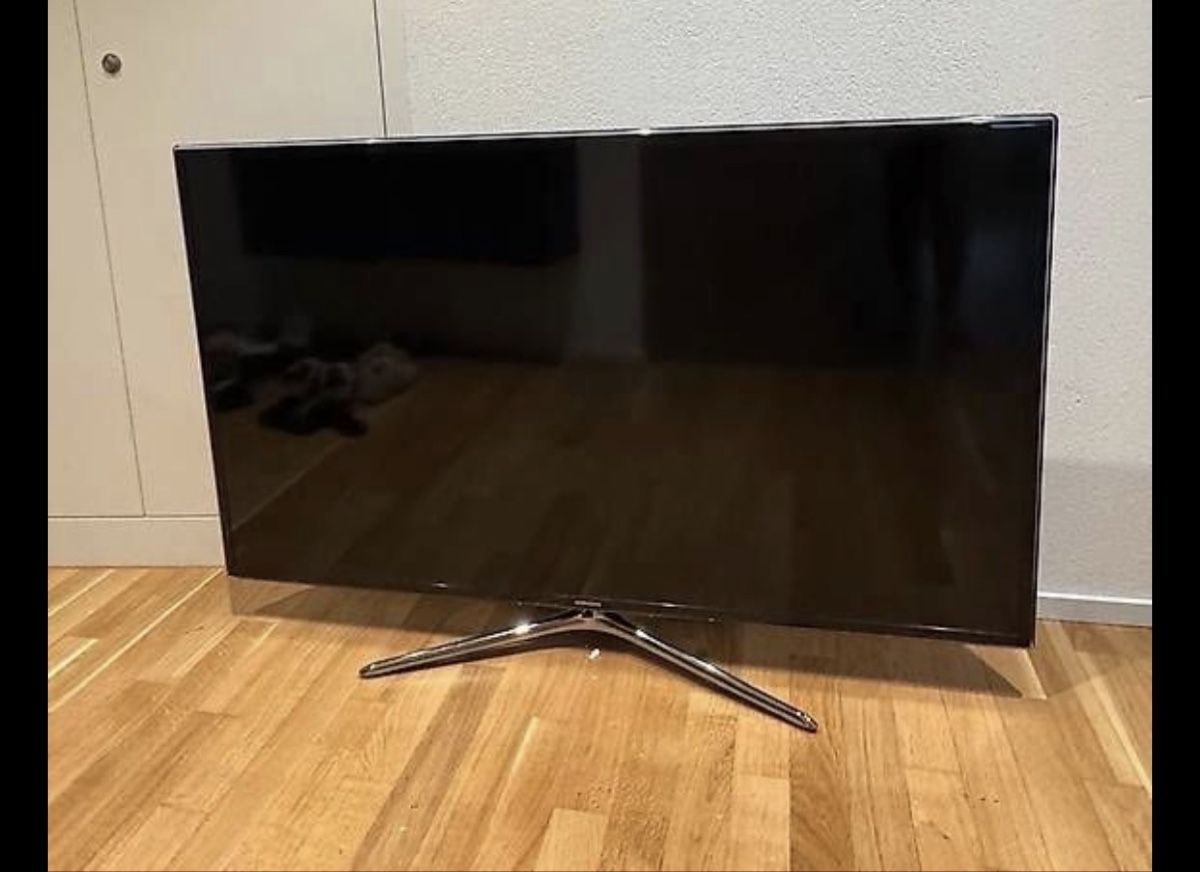 Samsung Fernseher: Samsung smart tv 55 Zoll  – Gebraucht aus Effretikon von boro44