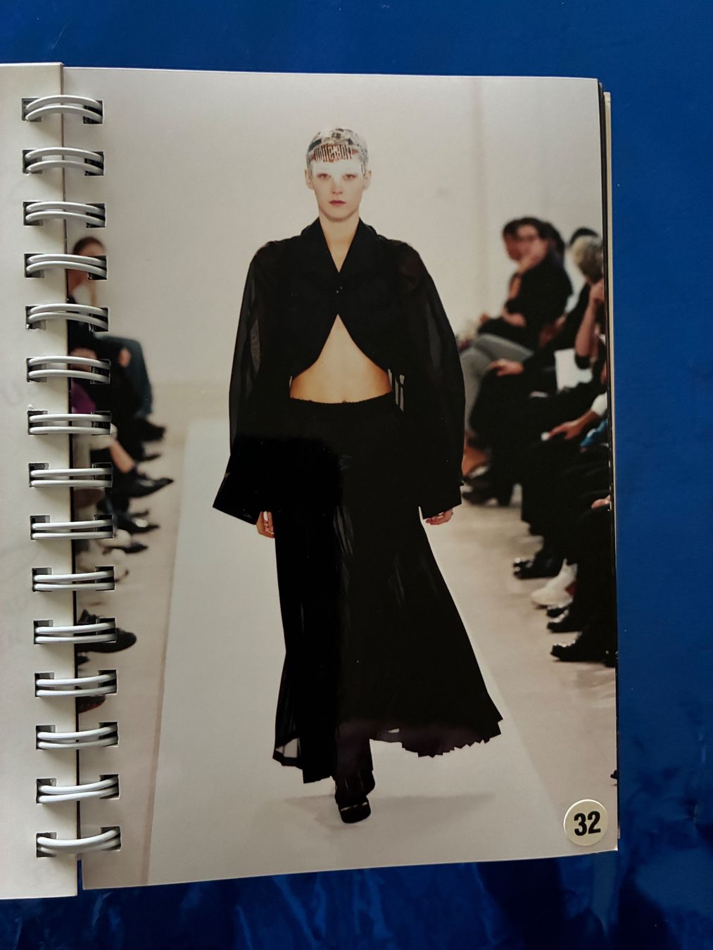 Riviste & Magazine: Comme des Garçons Lookbook Spring/Summer 2002 – Usato da Aarwangen venduto da nemkin61 5