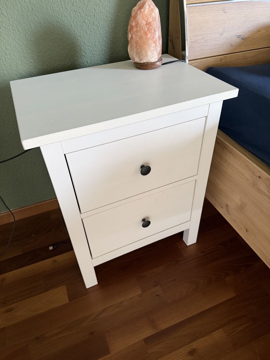 Comodini: Hemnes IKEA 2x Nachttische weiss – Usato da Flaach venduto da mireena02