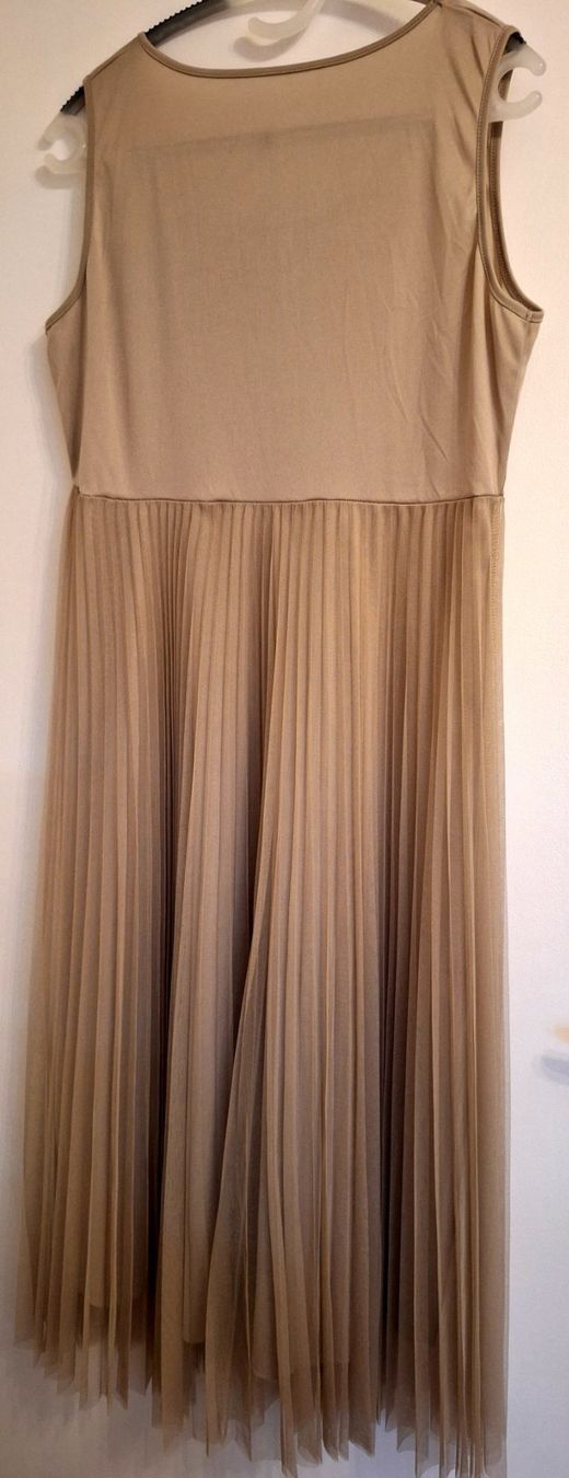 Vestiti: Tüllkleid Mesh/Plissee Beige Onesize – Usato da Matten b. Interl venduto da iae_cwc7 1