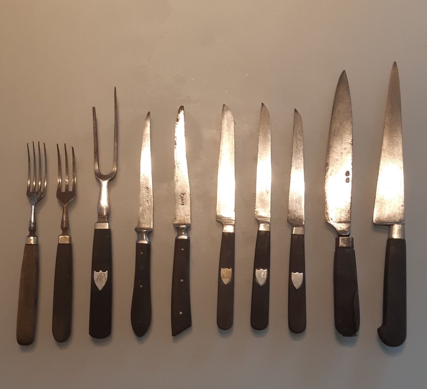 Besteck: Verschiedene Messer und Gabeln – Gebraucht aus Castrisch von ahaenny2010