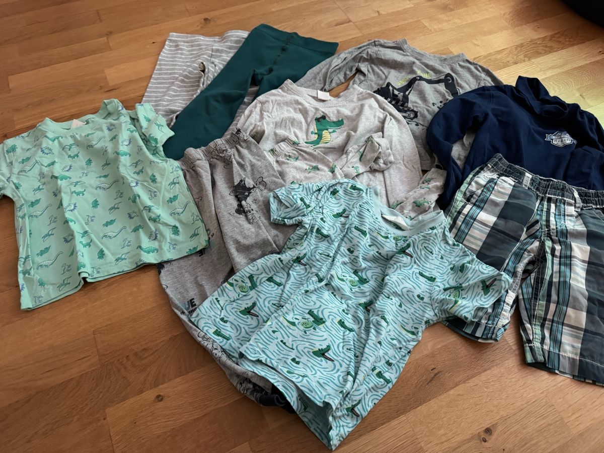 Ensembles coordonnés: Kinderkleider packet grösse 104 – Neuf (Voir description) à Thun par siwi02