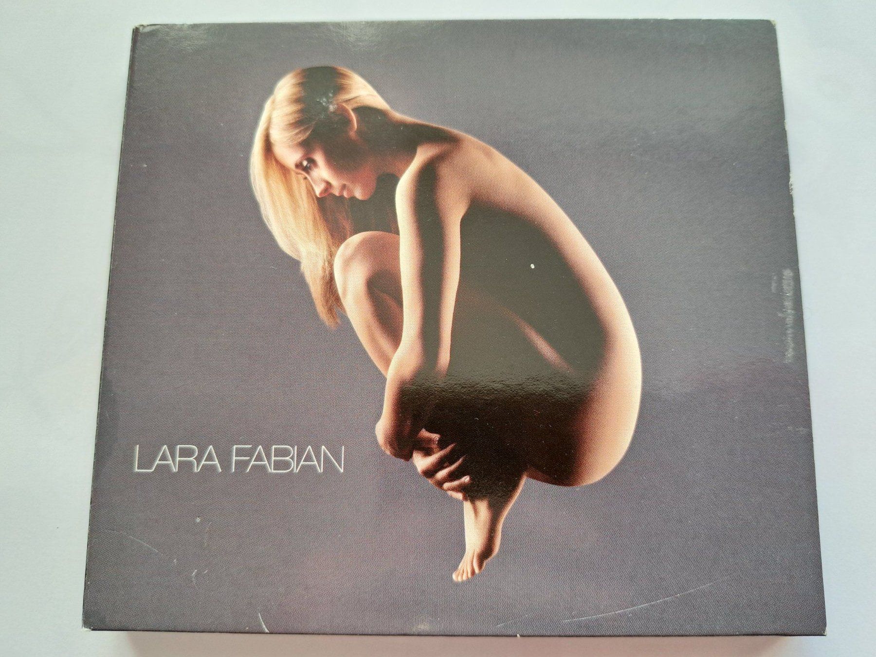 CD: CD + DVD Lara Fabian - 9 – Usato da Pully venduto da bro_n52j