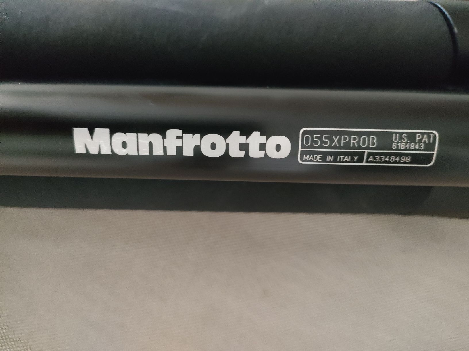 Manfrotto Stative & Köpfe: Kamera Stativ Manfrotto 055XPROB – Gebraucht aus Bern von Lidia.5 1