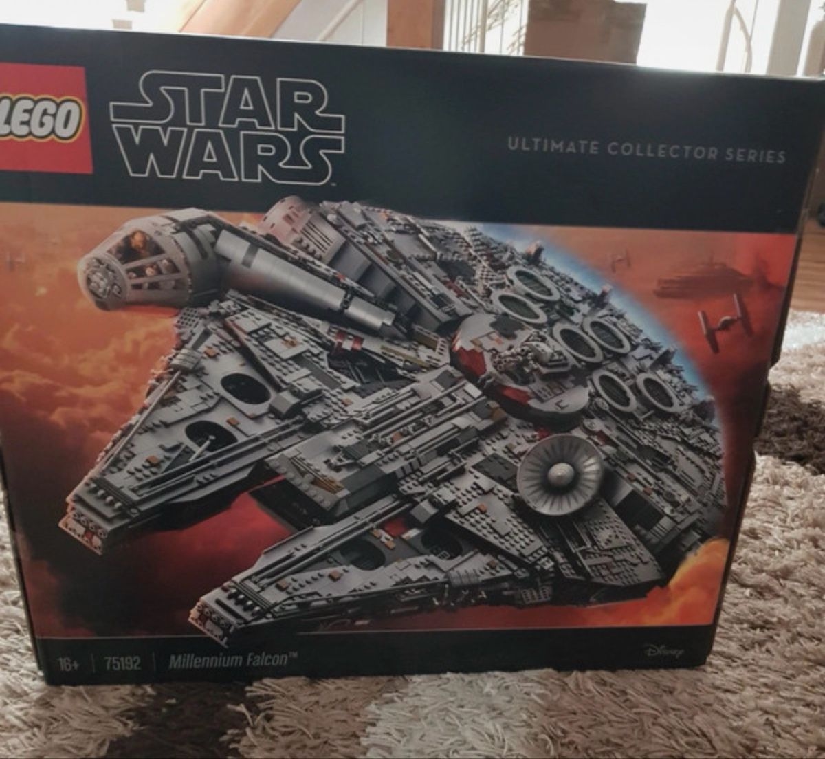 Lego Kit di costruzioni: Lego Star wars Falcon millenium 75192 – Nuovo e nell'imballaggio originale da Eschlikon TG venduto da kdr_j22h
