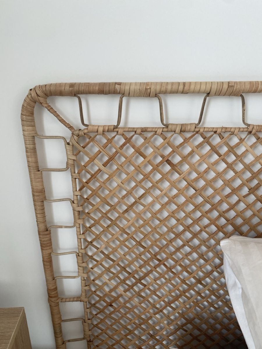 Letti: Bed Frame with drawers and headrest – Nuovo (secondo la descrizione) da Zürich venduto da nat_bm5y 2