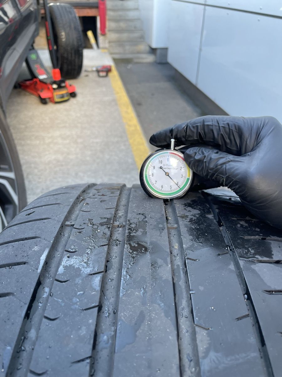Pirelli Pneumatici & Ruote complete: Sommerräder – Usato da Schneisingen venduto da Hellokitty027 4