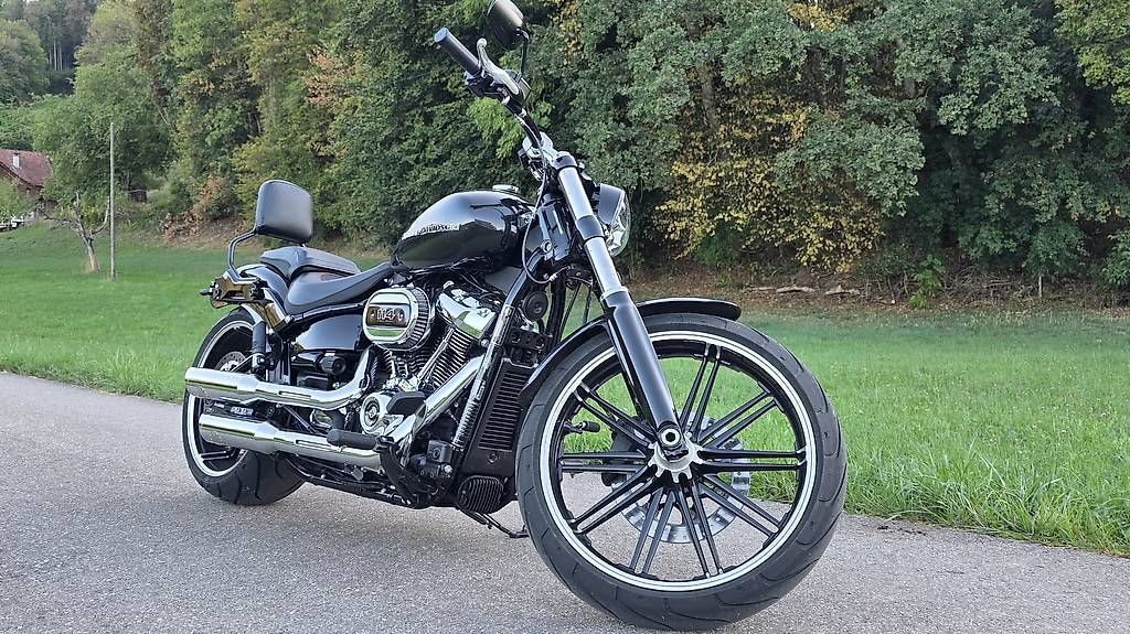 Chopper: ***Harley Davidson Softail Breakout*** – Usato da Regensberg venduto da Babaamoe 2