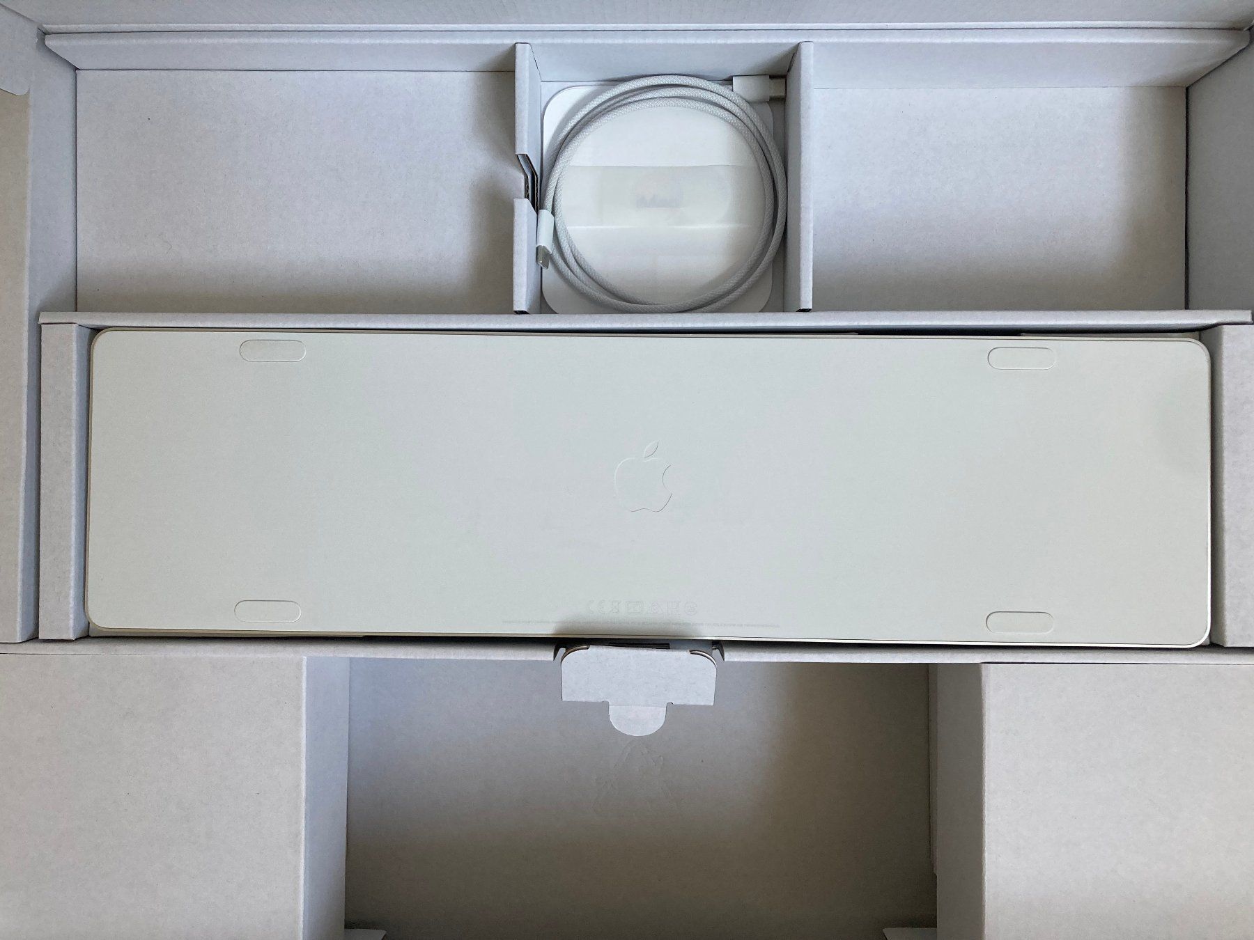 Apple Tastiere: Apple Magic Keyboard mit Touch ID und Ziffernblock – Nuovo (secondo la descrizione) da Kirchberg BE venduto da serd 2