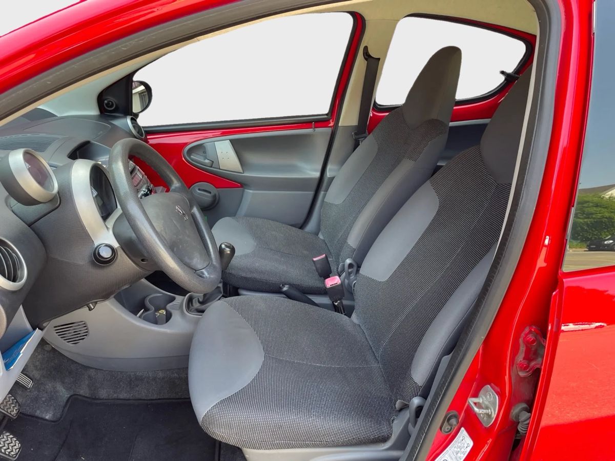 Peugeot Autos: Peugeot 107 – D'occasion à Buchs ZH par dejanzh92 4