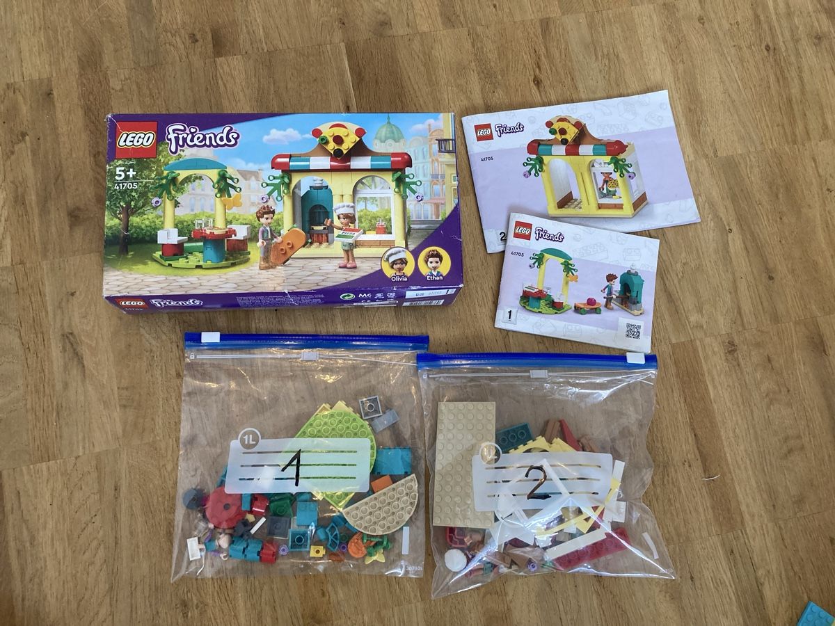 Lego Kit di costruzioni: Lego Friends Pizzaria – Usato da Zürich venduto da Retrogirl 3