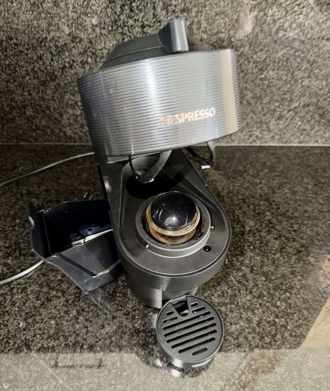 Nespresso Macchine per caffè & Macchine per espresso: Nespresso VERTUO Pop Black – Usato da Stans venduto da Z-Scrambler 3