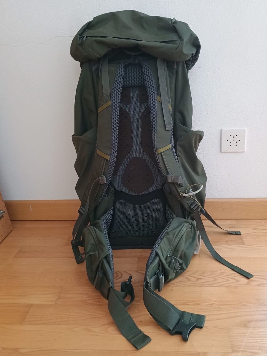 Osprey Zaini: OSPREY Kestrel 68L Backpack Kaki – Usato da Sils/Segl Maria venduto da DeFringues 1