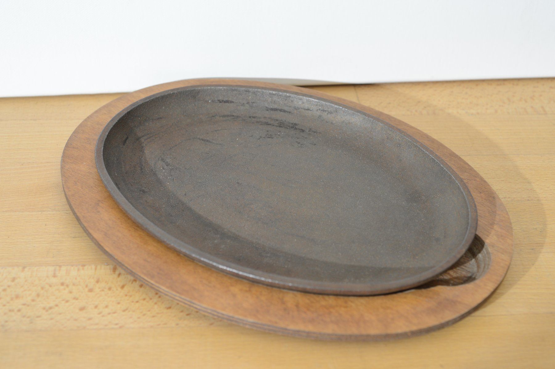Teller: Lodge Grill Servier Teller aus Gusseisen – Gebraucht aus Sachseln von Smatsch54 1