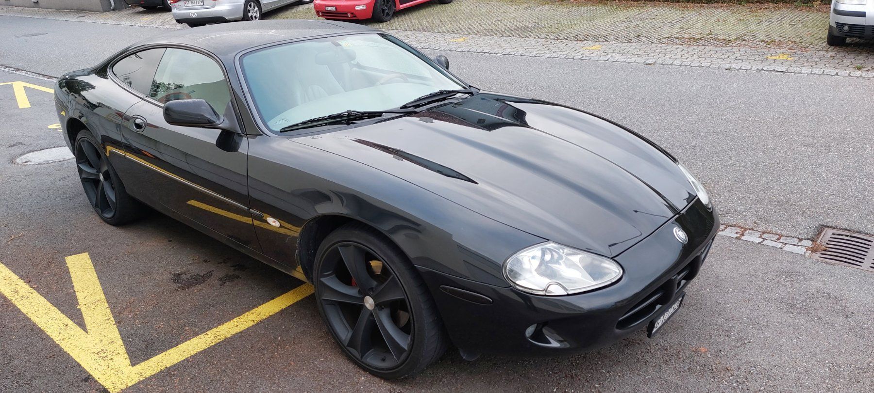 Jaguar Automobili: Jaguar XK8 Coupé – Usato da Buchs/SG venduto da rockresort 2