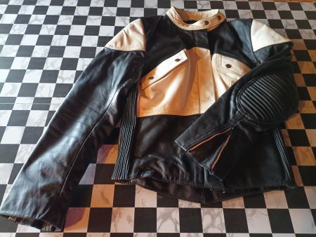 Coole Motorrad Jacke Leder Grösse XS