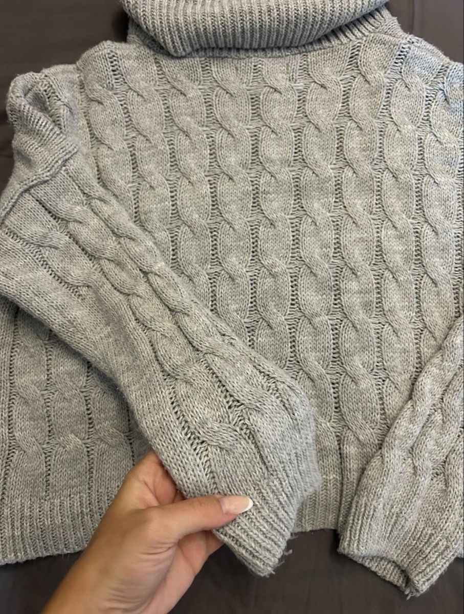 Maglioni & Felpe: Grauer Rollkragenpullover Grösse S – Nuovo (secondo la descrizione) da Uezwil venduto da vanja0101 1