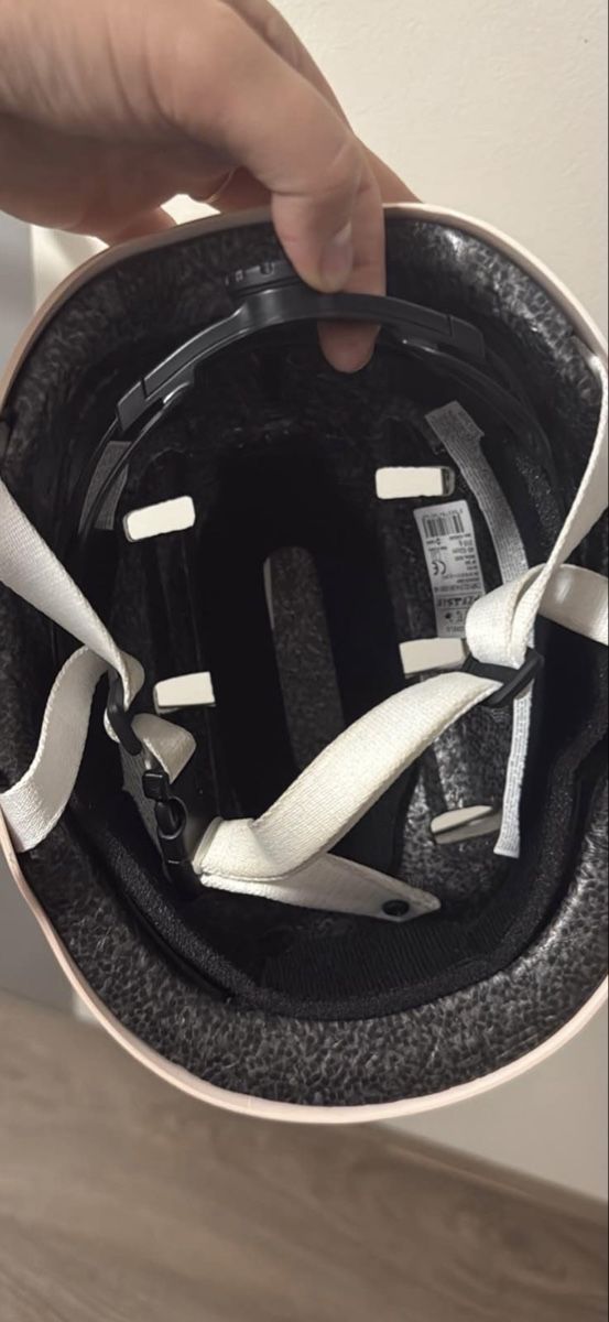 Decathlon Helme: Kinderhelm – Gebraucht aus Bern von bob_clj7