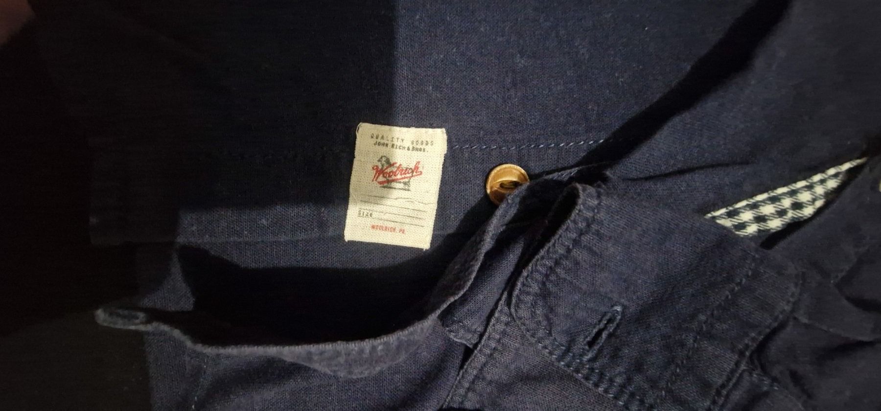 Woolrich Camicie: Chemise Woolrich – Usato da Mont-sur-Lausanne venduto da Didinho 3