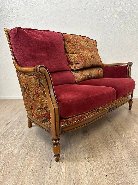 Divani: Vintage Lounge Sofa mit rotem Samtbezug – Usato da Obernau venduto da Arche_Noah_Brocki 2