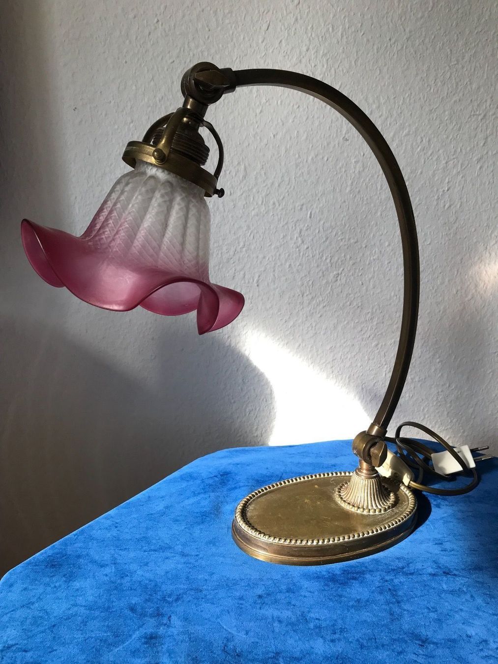 Lampen: Antik Tischlampe mit schöne Glasschirm – Gebraucht aus Zürich von Artnuvo 3