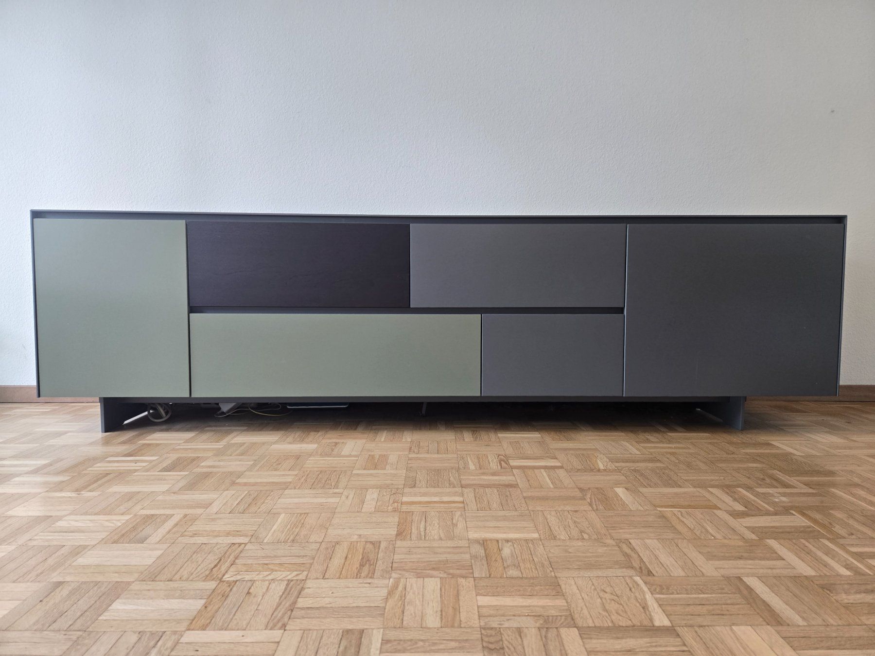 Piure Cassettiere: NEX Sideboard, PIURE – Usato da Zuerich venduto da yoonil