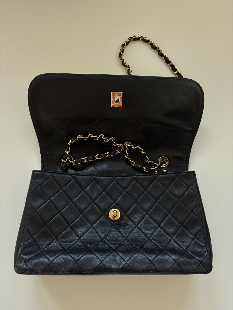 Chanel Borse da donna: Vintage Chanel Flap Bag – Usato da Stadel venduto da AlyCandy 1