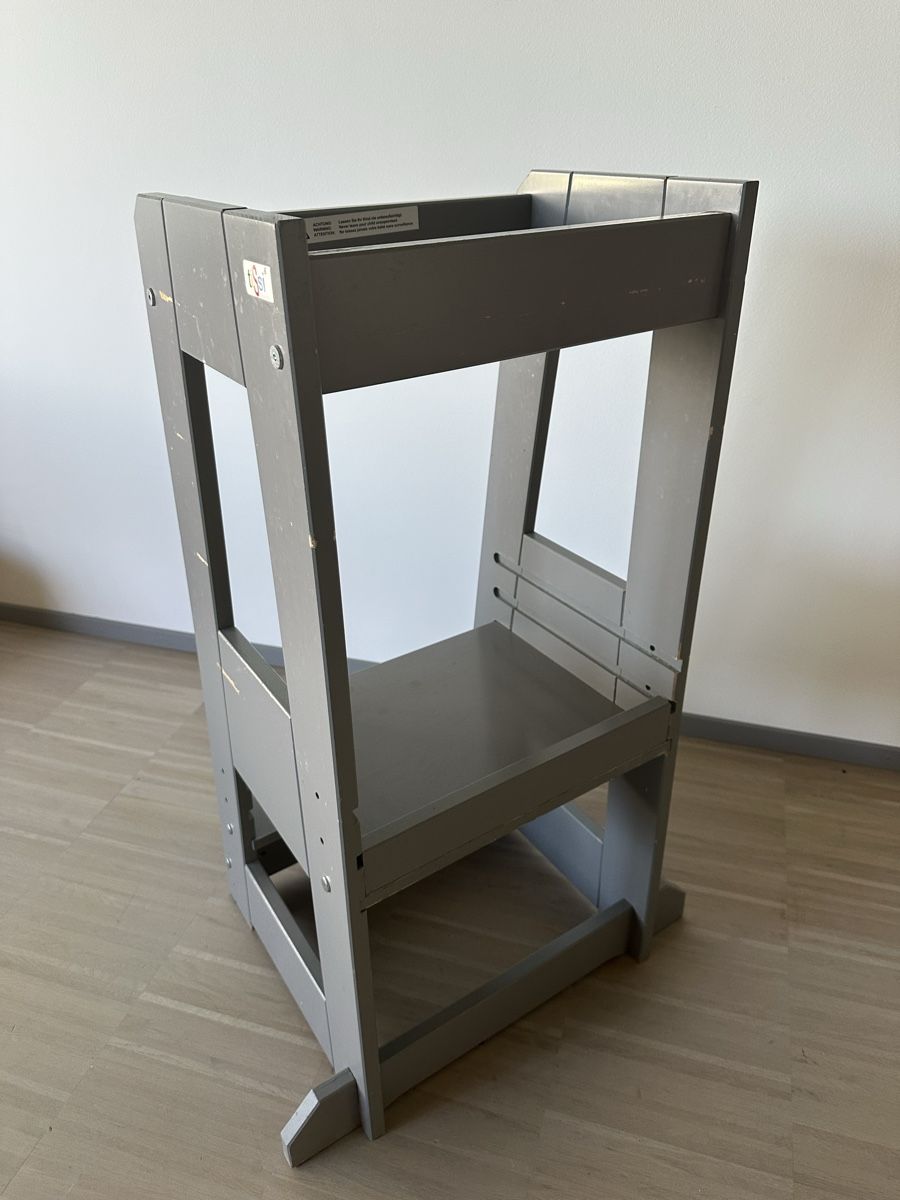 Chaises hautes: Tissi Kinder Lernturm Anthrazit  – D'occasion à Winterthur par pompowerpuff 7