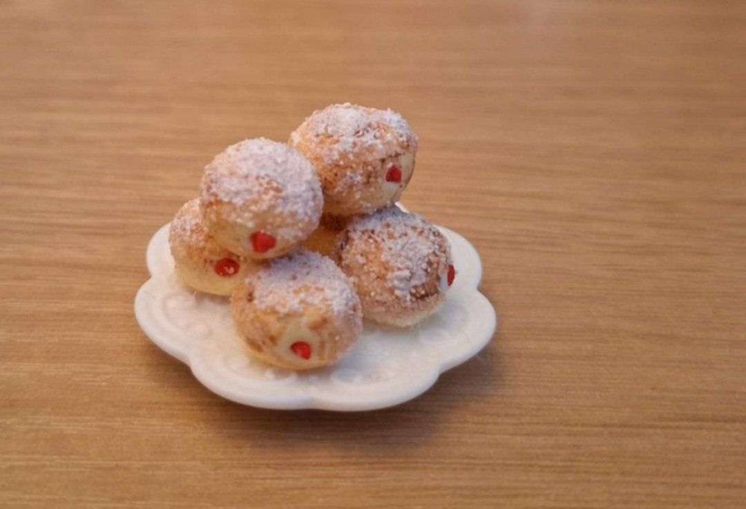 Case e mobili per bambole: Handgemachte Berliner, Puppenhaus Maileg – Nuovo (secondo la descrizione) da Zürich venduto da HandmadeTinyFood 1