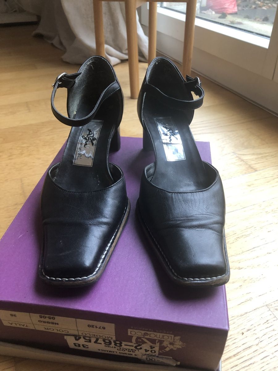 Scarpe da donna: Schuhe, Pumps, Gr. 37 – Usato da Zürich venduto da vadimi 1