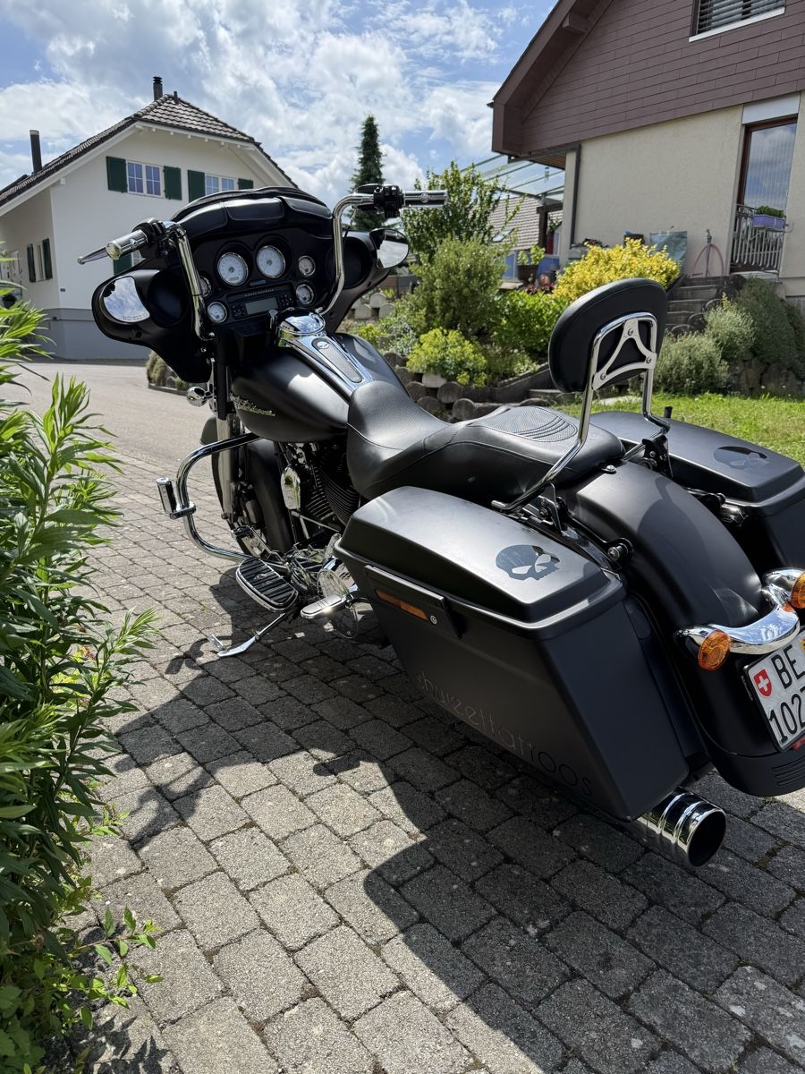 Harley-Davidson Touring: Harley Davidson Street Glide – Usato da Uttigen venduto da RyanM 3