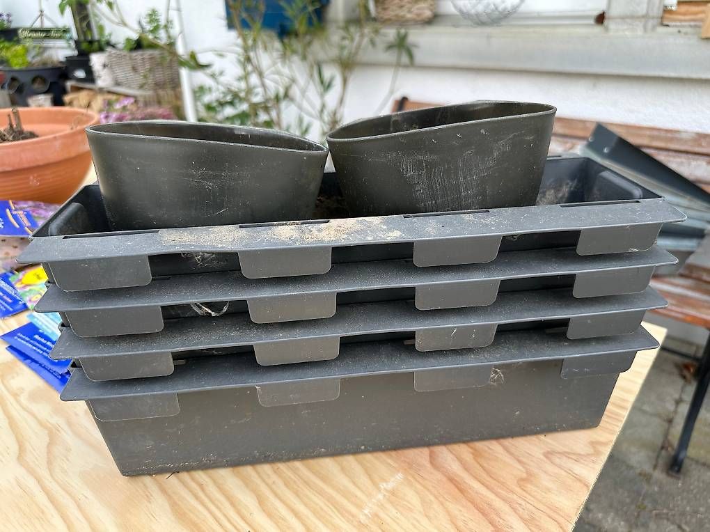 Vasi per fiori: Pflanzkasten, Plastik – Usato da Pfungen venduto da Astaroth4