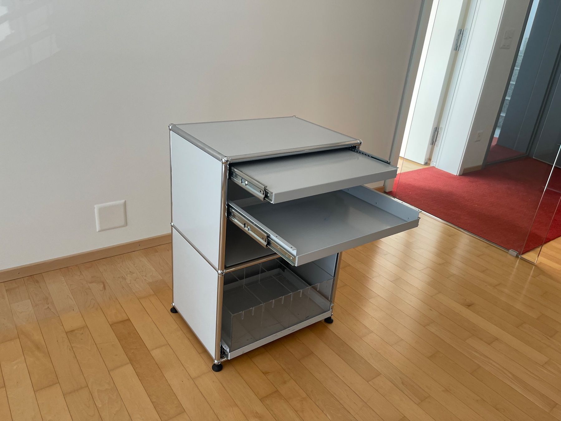 USM Cassettiere: USM Praxis Herzige möbel Lieferung Gratis – Usato da Thun venduto da Thuno6 1
