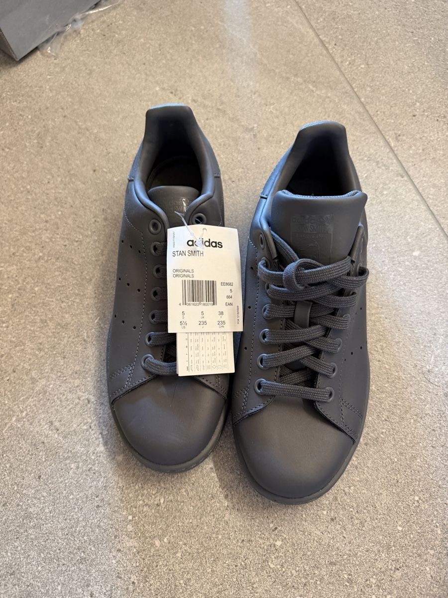 Adidas Damenschuhe: Adidas Stan Smith Schuhe – Neu (gemäss Beschreibung) aus Güttingen von JeffreyGucc