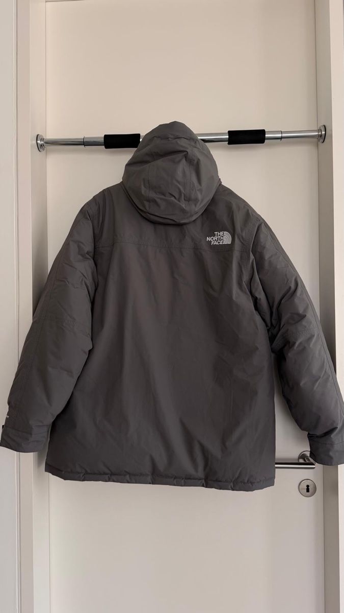 North Face Cappotti: THE NORTH FACE PARKA JACKET – Nuovo (secondo la descrizione) da Horgen venduto da bul_795t 1