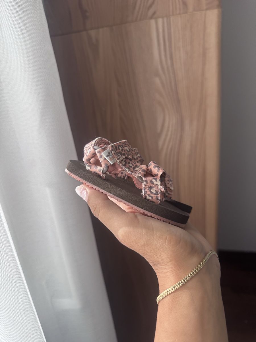 Next Scarpe per ragazze: Sandalen Leo Print Grösse 19 neu – Nuovo (secondo la descrizione) da Luzern venduto da raquel.m 2