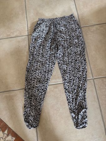 Damen Hose S Viscose Schwarz/weisse Blümchen