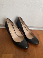 Elegante, schwarze Navyboot Lederpumps, Grösse 40