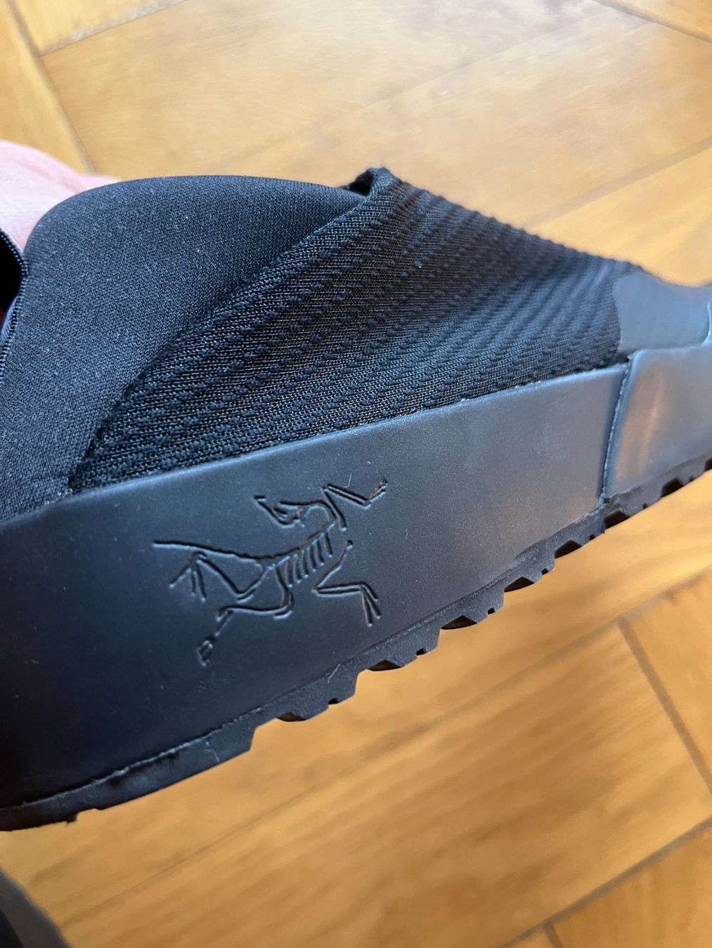 Arcteryx Scarpe da uomo: ARC'ZERYX - KRAGG SLIPPER - NEU – Nuovo (secondo la descrizione) da Zürich venduto da Ankawhi 7