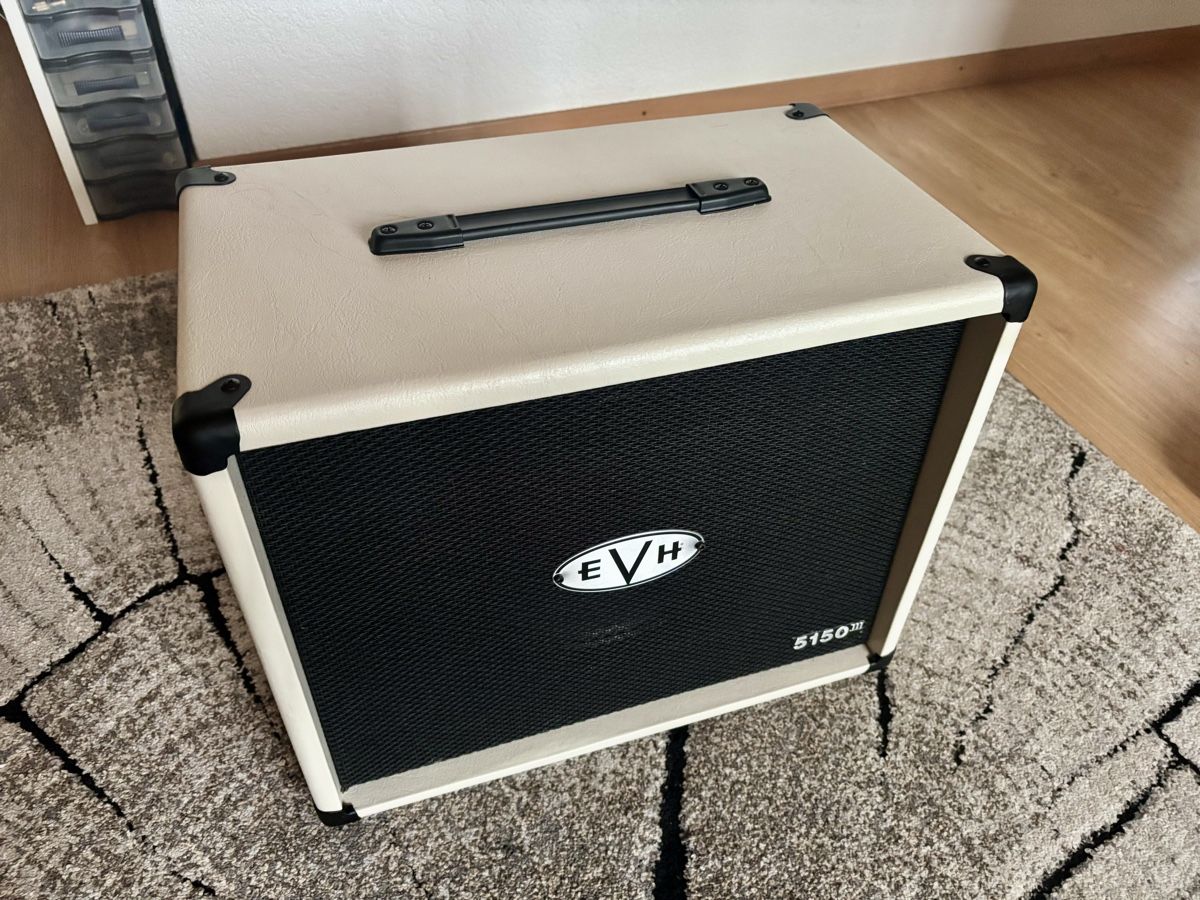 Fender Casse acustiche: EVH 5150 1x12 Box Ivory – Nuovo (secondo la descrizione) da uetendorf venduto da Volvorine16 1