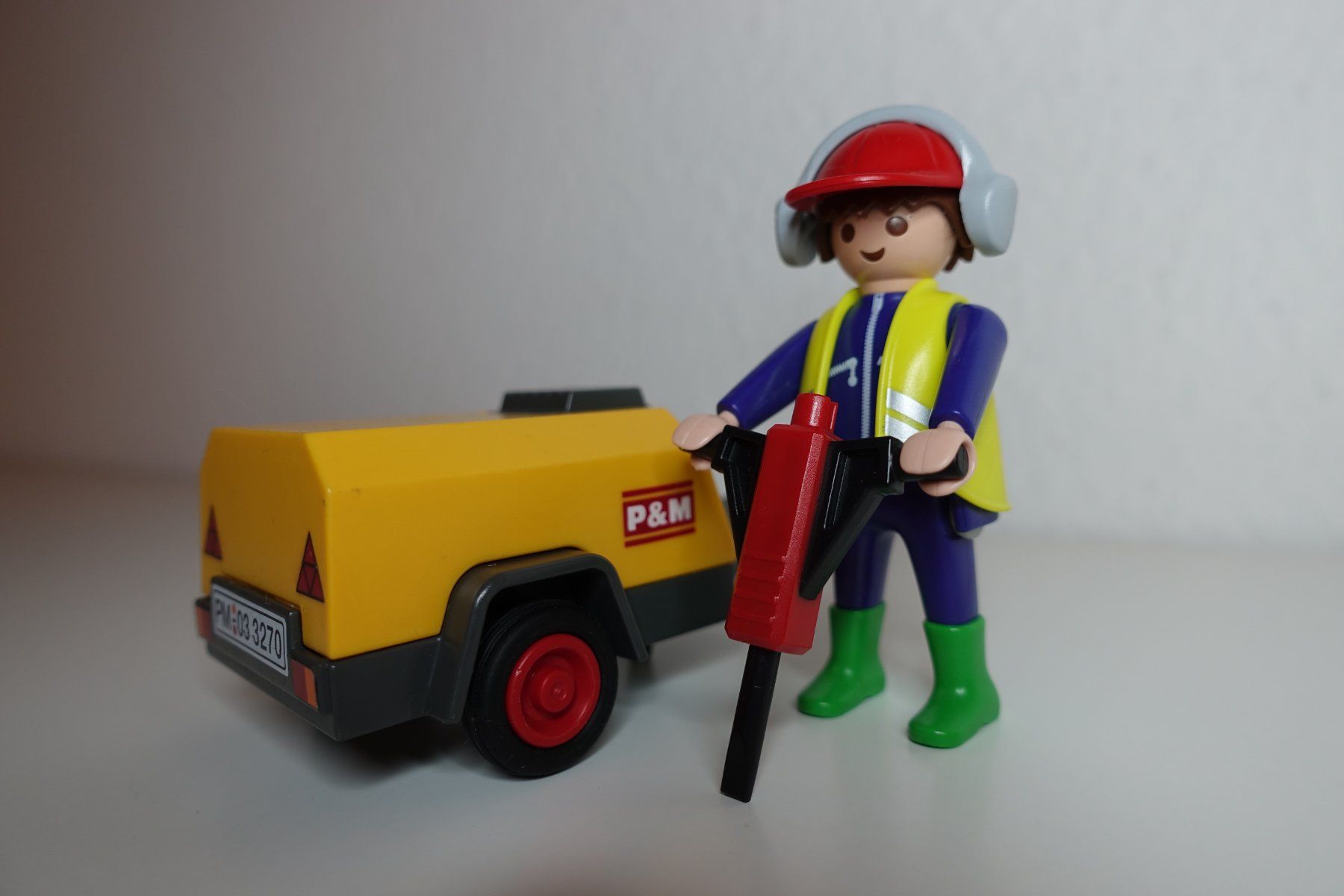 Playmobil Jouets: Playmobil Bau Presslufthammer – D'occasion à Basel par Joly_Jo