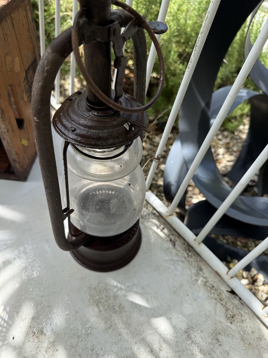 Lampen: Alte Petroleumlampe Rusty Deko Antik
50 – Gebraucht aus BASEL von zum_schneugge 3