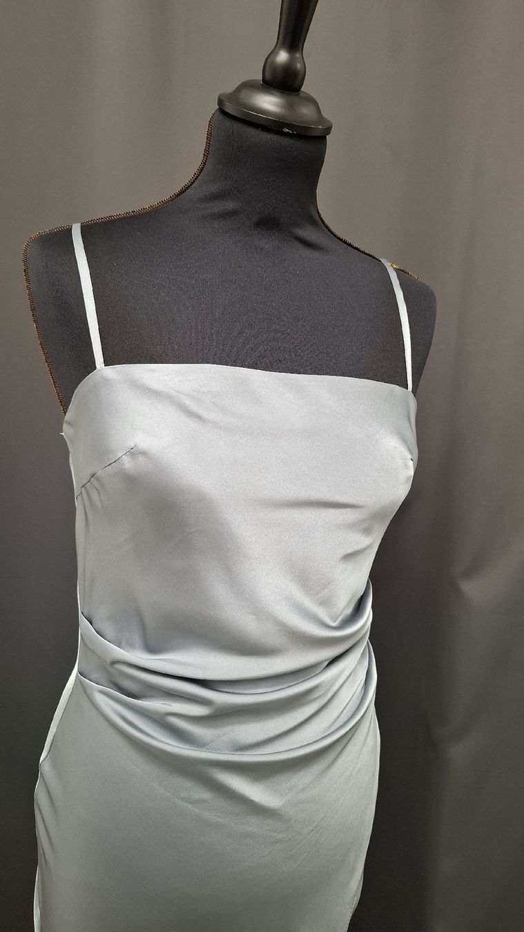 Robes: Abendkleid New – Neuf (Voir description) à Uster par VMT. 1