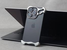 iPhone 16 Pro Hülle (Mimimalist Case)