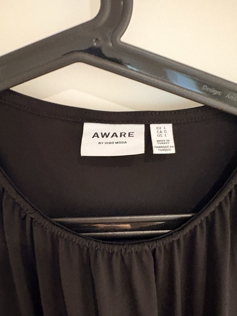 Vero Moda Kleider: Schwarzes drapiertes Kleid von VERO MODA Gr. L, – Gebraucht aus Münchenstein von Miresolese 1