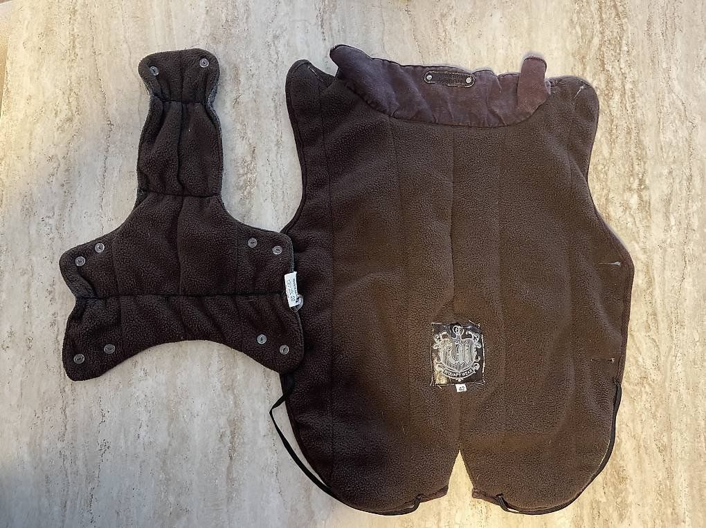Abbigliamento: Hundemantel Grösse 42 – Usato da Rheineck venduto da FGeissler 1