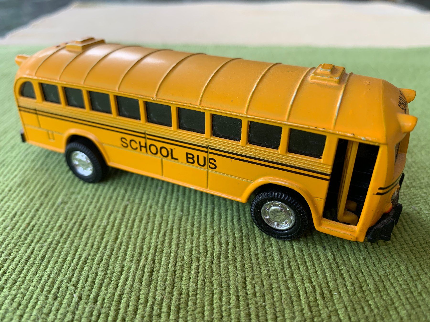 Modellautos: School Bus – Neu (gemäss Beschreibung) aus Neftenbach von epb_6y5g 1
