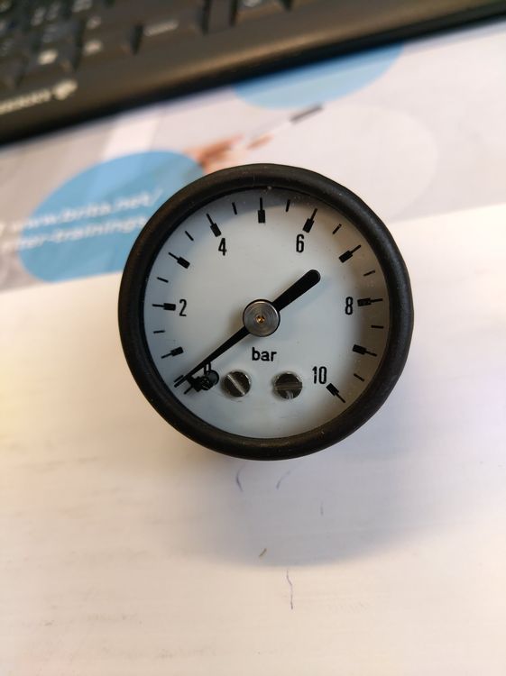 Manometer 0-10Bar 40mm (Neu (gemäss Beschreibung)) in Arnegg für CHF 5 ...
