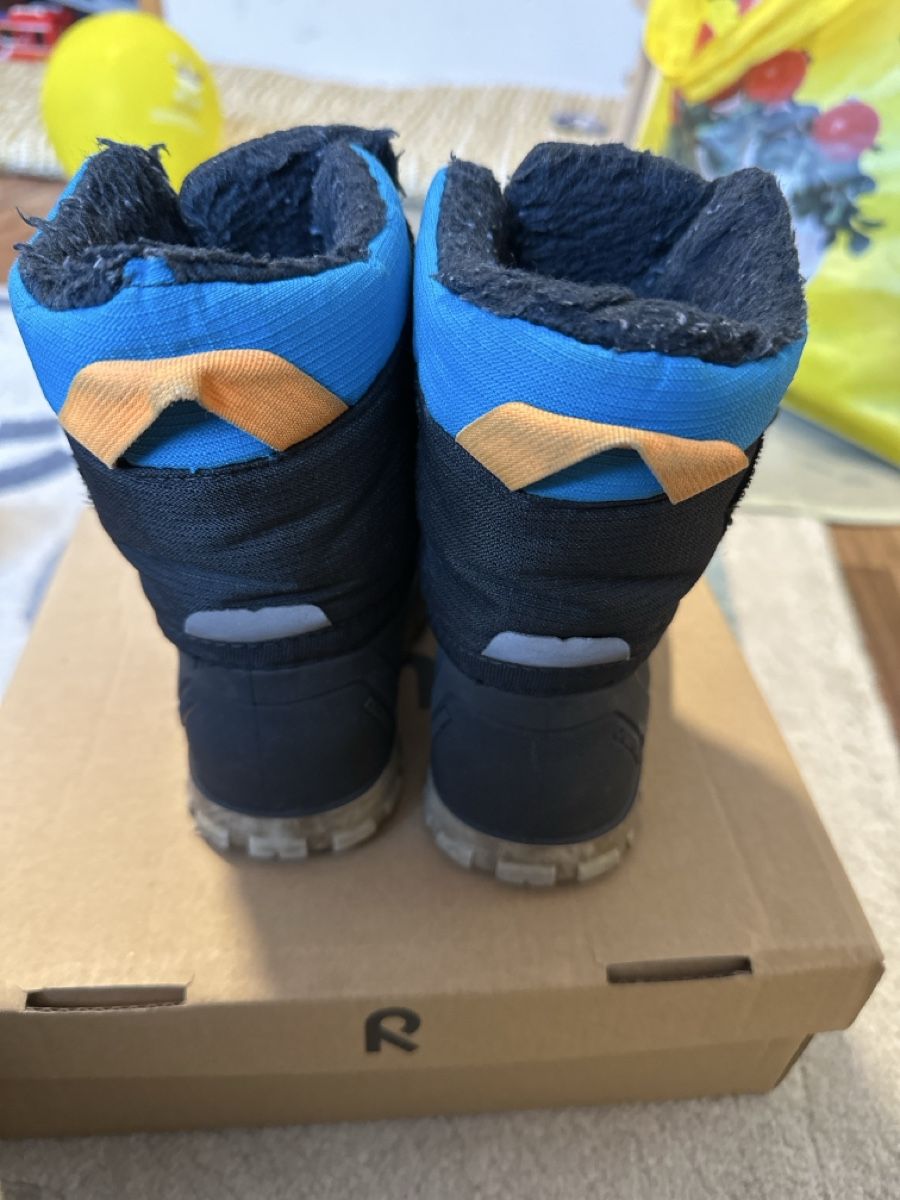 Decathlon Scarpe per ragazzi: Winter boots von dekathlon grösse 25 – Usato da Zermatt venduto da katytesunshine 1