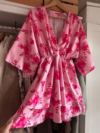 KimonoKleid mit Blumenmuster  38/M